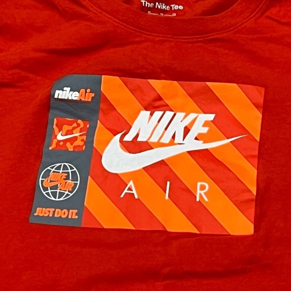 The Nike Tee Orange Crewneck Sports Crewneck Tshirt Top - Picture 2 of 4